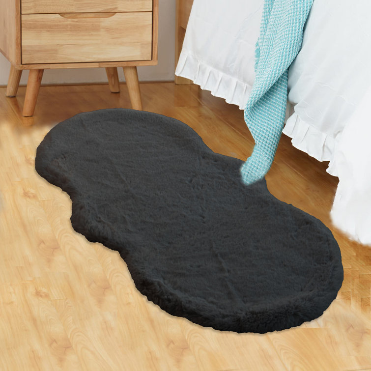 HERVEY Black Novelty Faux Rabbit Fur Rug Luxury Soft Thicken Faux